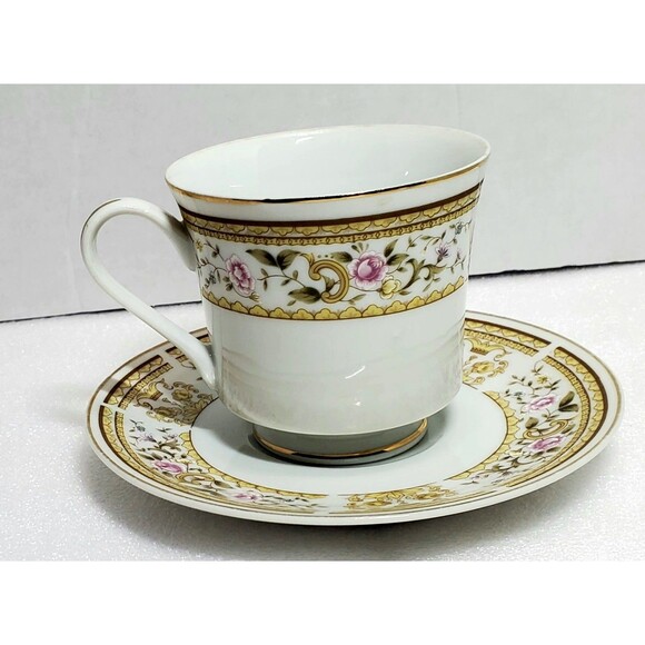 Wallace Heritage Daphne Tea Cup & SaucerFloral Gold Trim Porcelain Japan - Picture 2 of 13